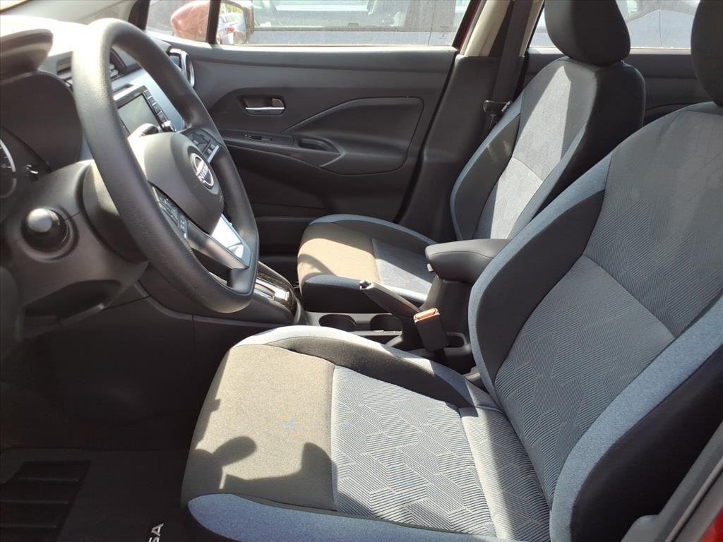 2025 Nissan Versa Sedan SV - Photo 23