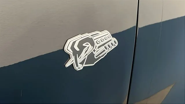 New 2026 Diamond Black Crystal Pearl-Coat Exterior Paint RAM Big Horn/Lone Star image 37