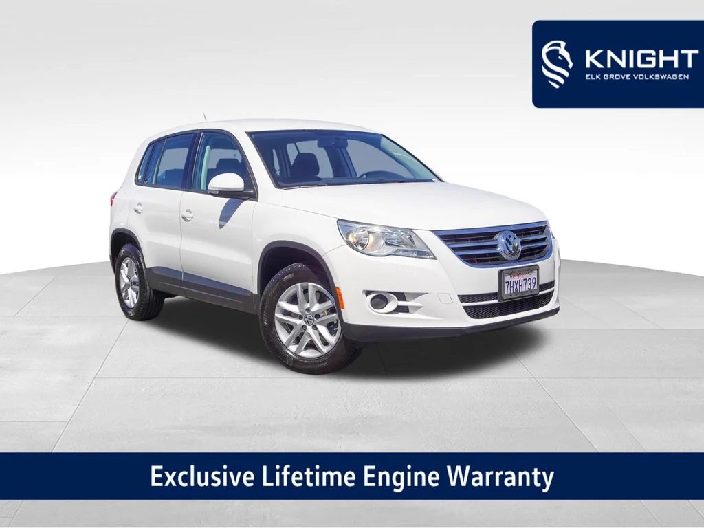 2011 Volkswagen Tiguan S auto's photo