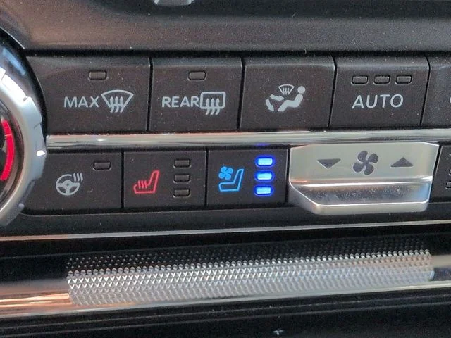 New 2026 Agate Black Metallic Ford Platinum® image 22