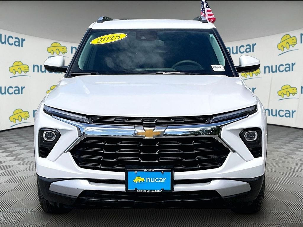 Used 2025 White Chevrolet LT image 2