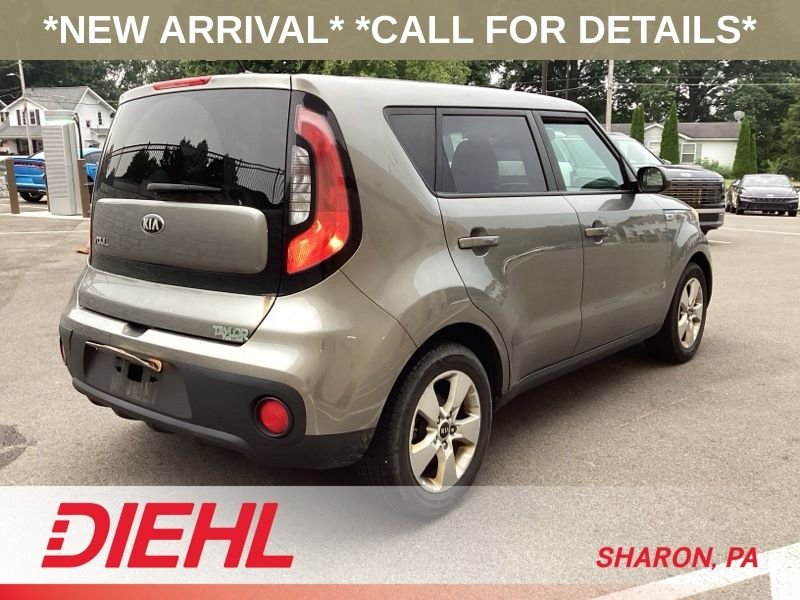 Used 2017 Gray Kia Base image 7
