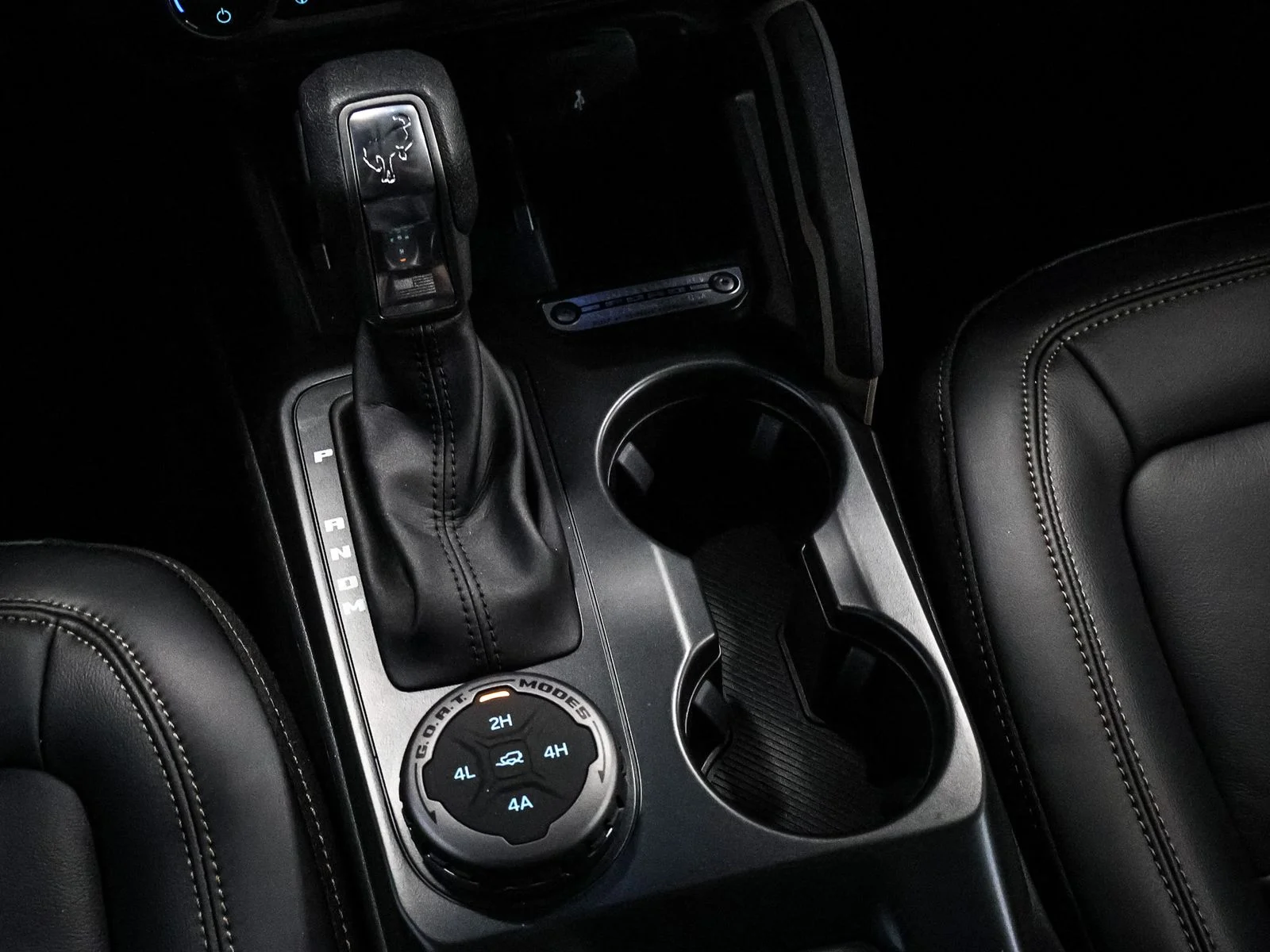 New 2026 Avalanche Gray Ford Badlands® image 32