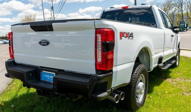 New 2026 Oxford White Ford F-350® XL image 4