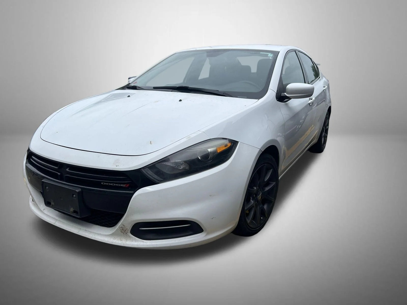 Used 2015 White Dodge SE image 1