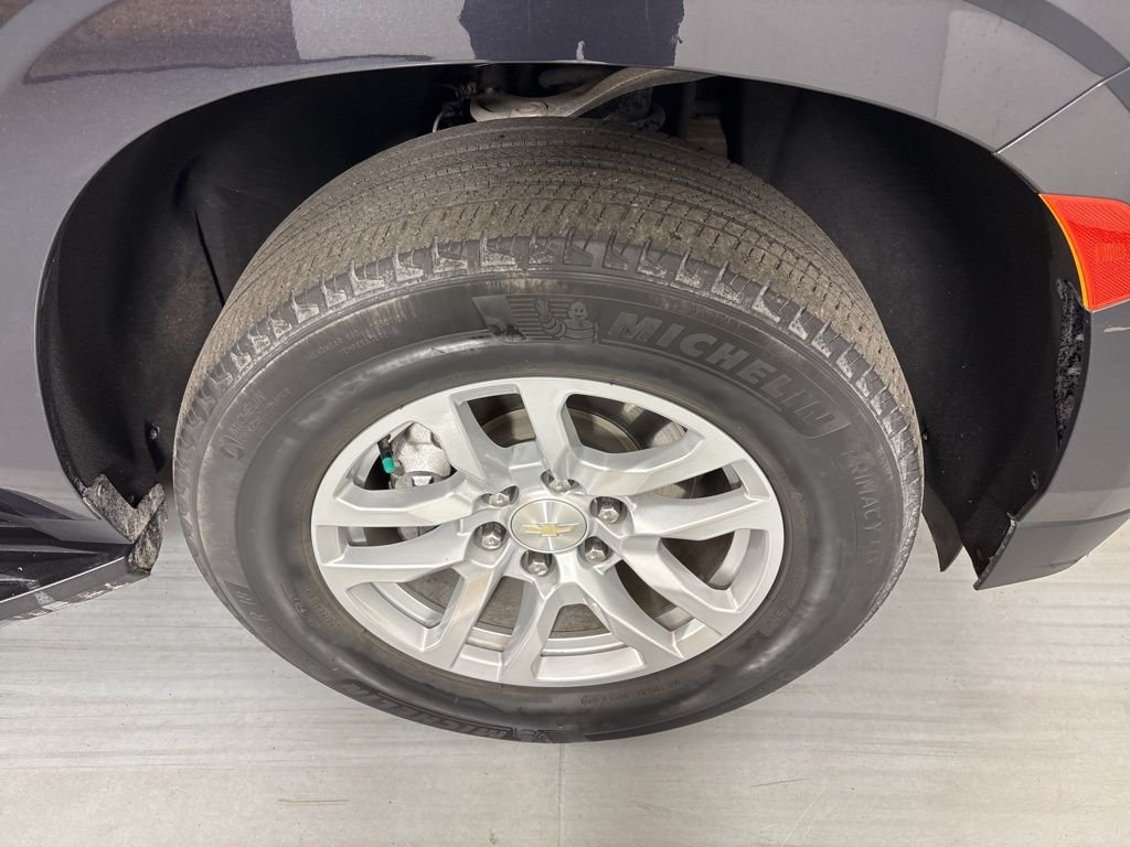 Used 2023 Gray Chevrolet LT image 11