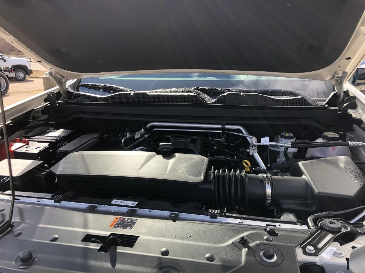 New 2026 White Chevrolet 4WD Crew Cab ZR2 image 19