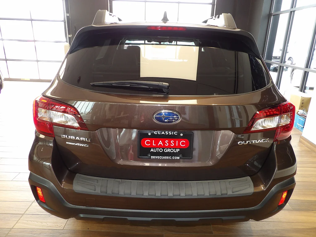 Used 2019 Cinnamon Brown Pearl Subaru 2.5i Premium image 7