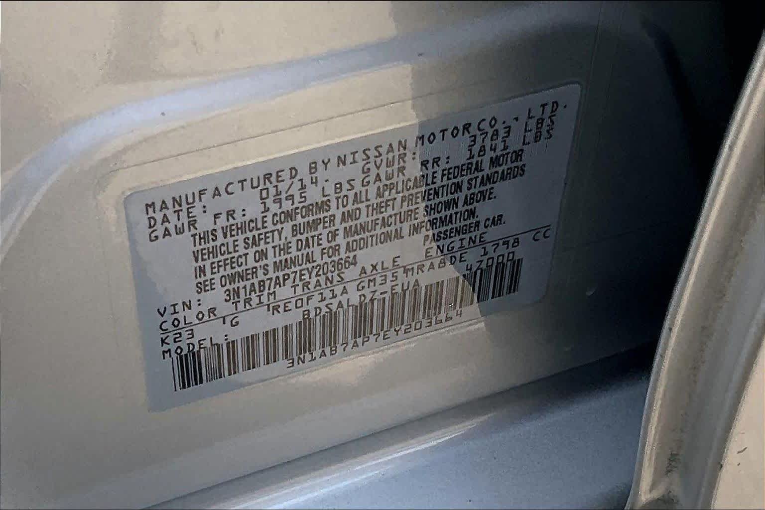 Used 2014 Brilliant Silver Nissan SV image 33