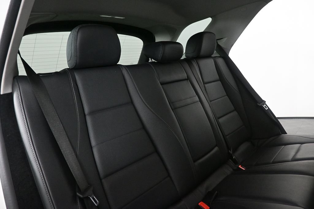 Used 2020 White Mercedes-Benz GLE 450 image 21