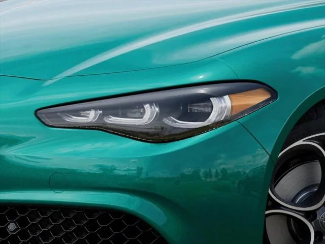 New 2025 Verde (Green) Fangio MetallicExterior Paint Alfa Romeo  image 60