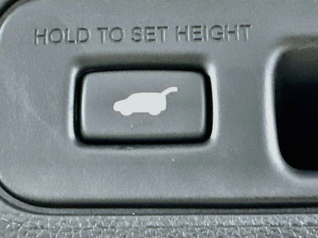 New 2026 Solar Silver Metallic Honda Touring image 35