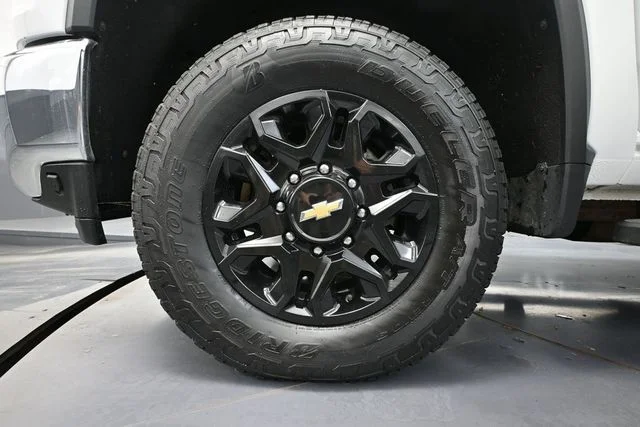 2022 Chevrolet Silverado 2500HD LTZ - Photo 13