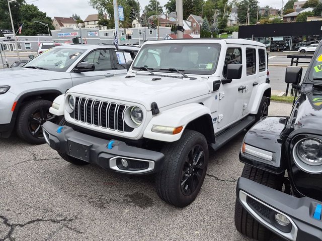 2024 Jeep Wrangler Sahara 4xe