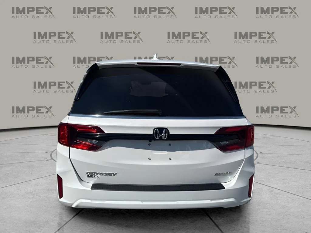 Used 2025 White Honda Sport-L image 4
