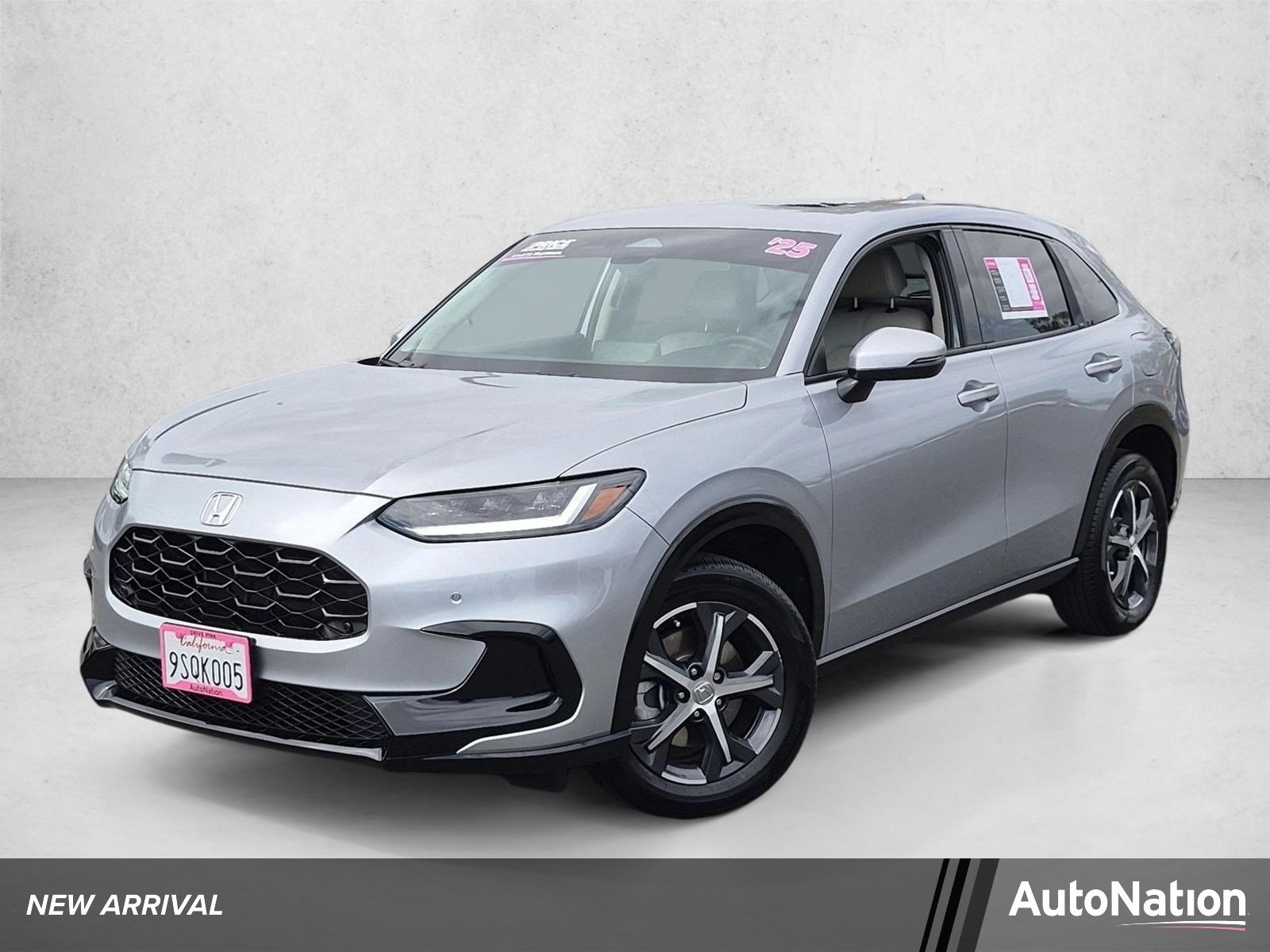 Used 2025 Silver Honda EX-L image 1