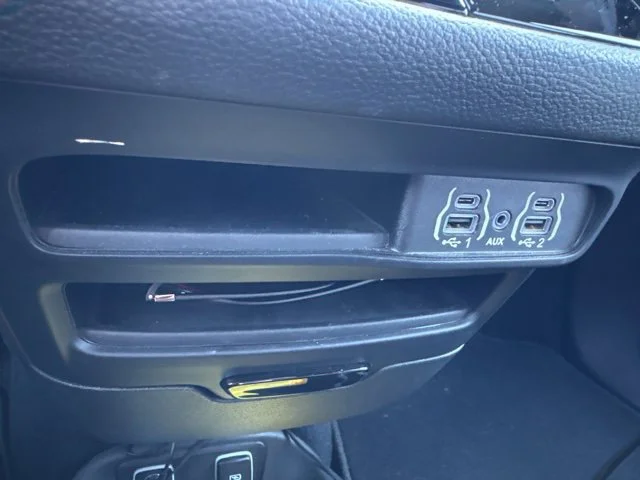 Used 2021 Ocean Blue Metallic Chrysler Touring image 29