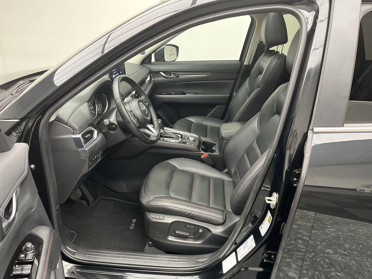 Used 2025 Jet Black Mica Mazda 2.5 S Carbon Edition image 3