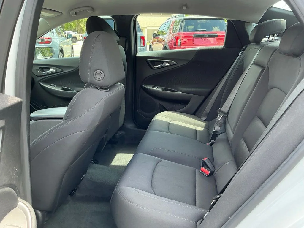 Used 2024 White Chevrolet LT image 30