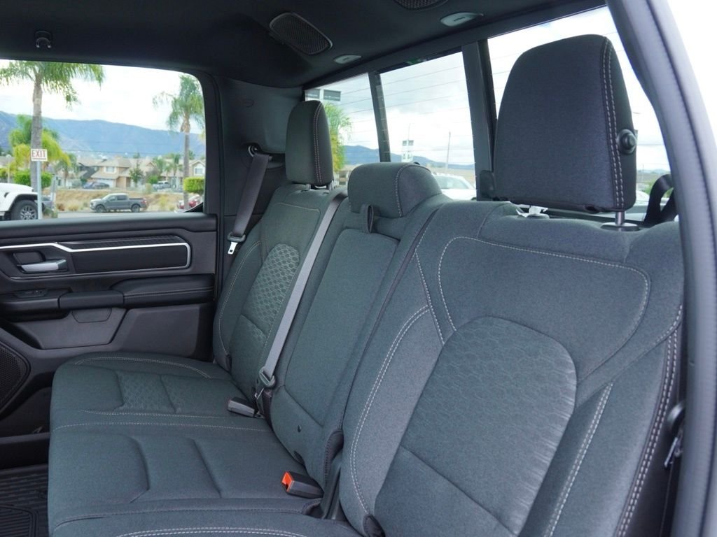 New 2026 Bright White Clear-Coat Exterior Paint RAM Big Horn Night Edition image 17