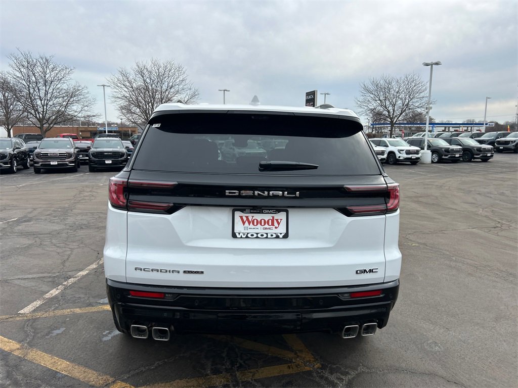 2026 GMC ACADIA - Image 6
