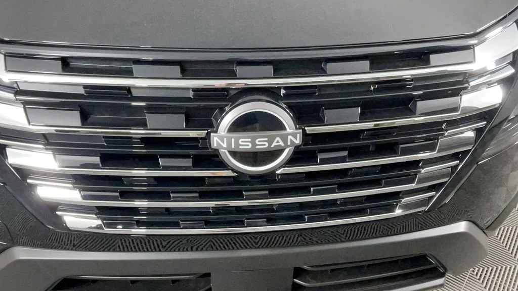 2025 Nissan Rogue S - Photo 10
