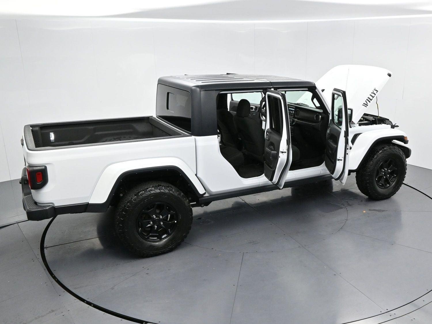 Used 2022 White Jeep Willys image 35