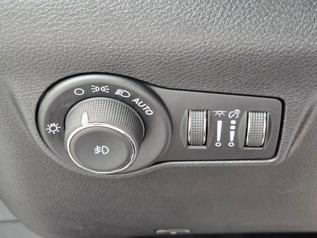Used 2024 Black Jeep Trailhawk image 27