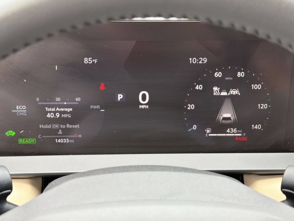 Used 2026 White Toyota XLE Premium image 25