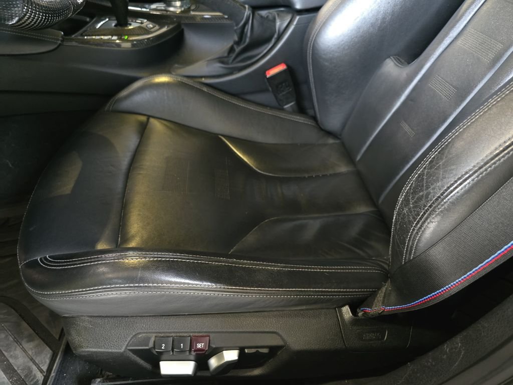 Used 2018 Yellow BMW Base image 31