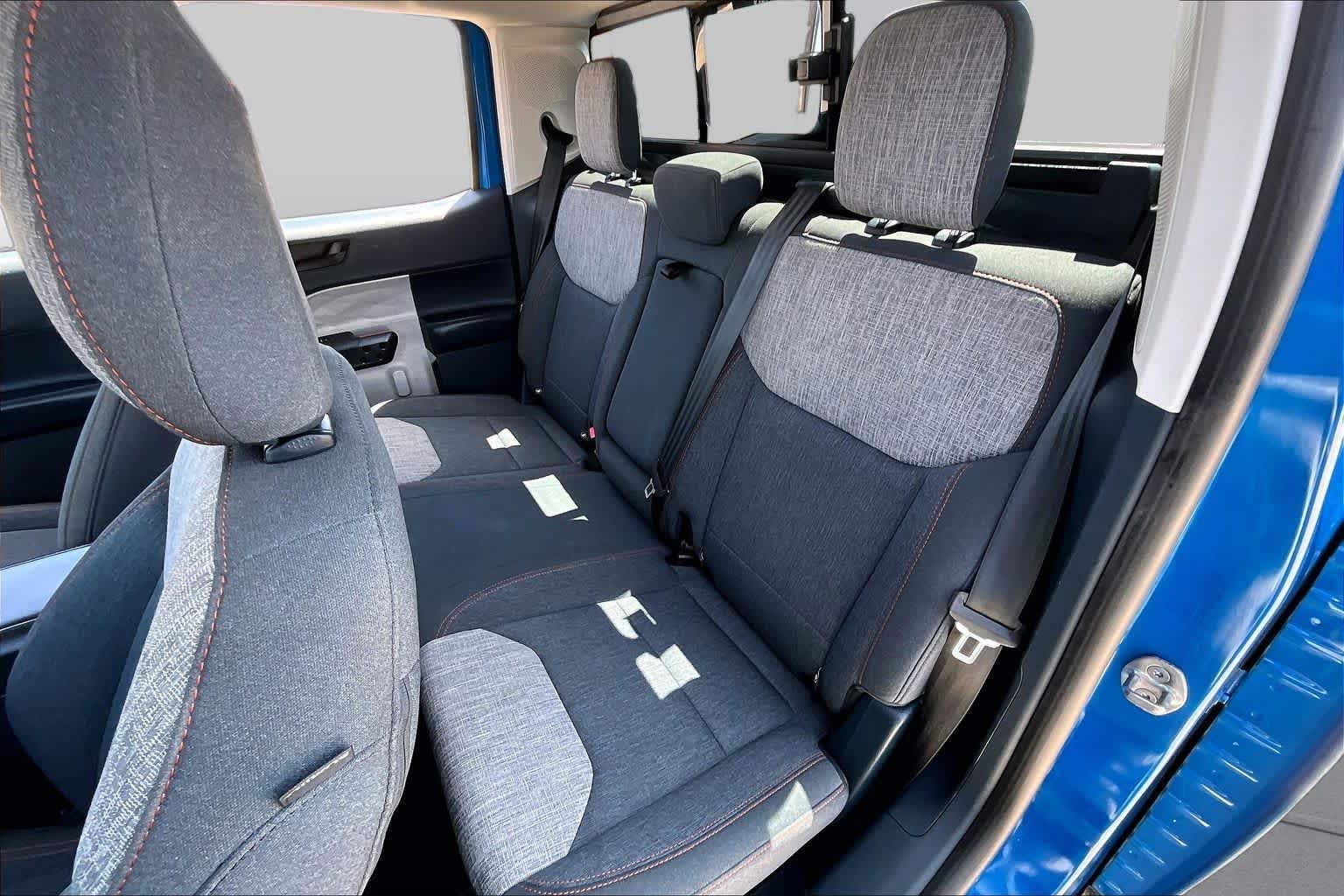Used 2022 Velocity Blue Ford XLT image 19