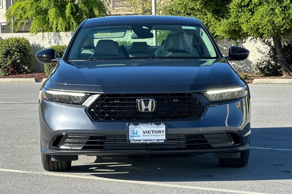 New 2026 Meteorite Gray Metallic Honda SE image 9