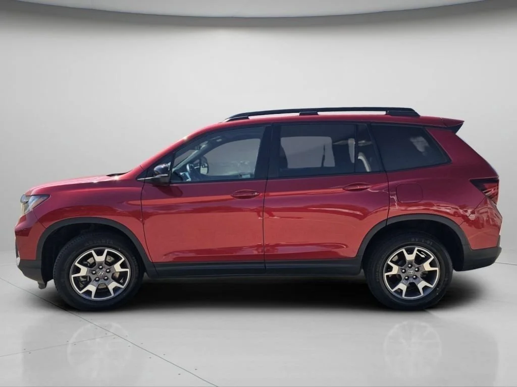 Used 2023 Radiant Red Metallic II Honda TrailSport image 26