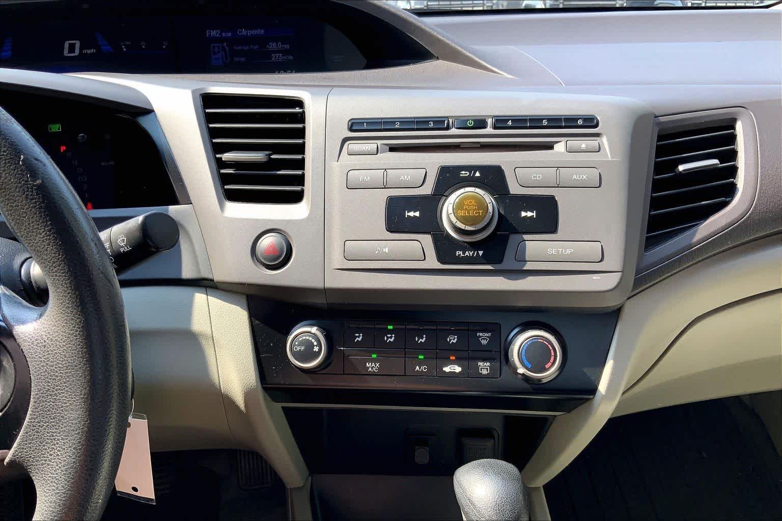 Used 2012 Alabaster Silver Metallic Honda LX image 6