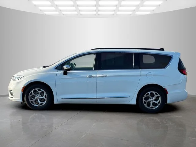 Certified Used 2023 White Chrysler Limited image 4