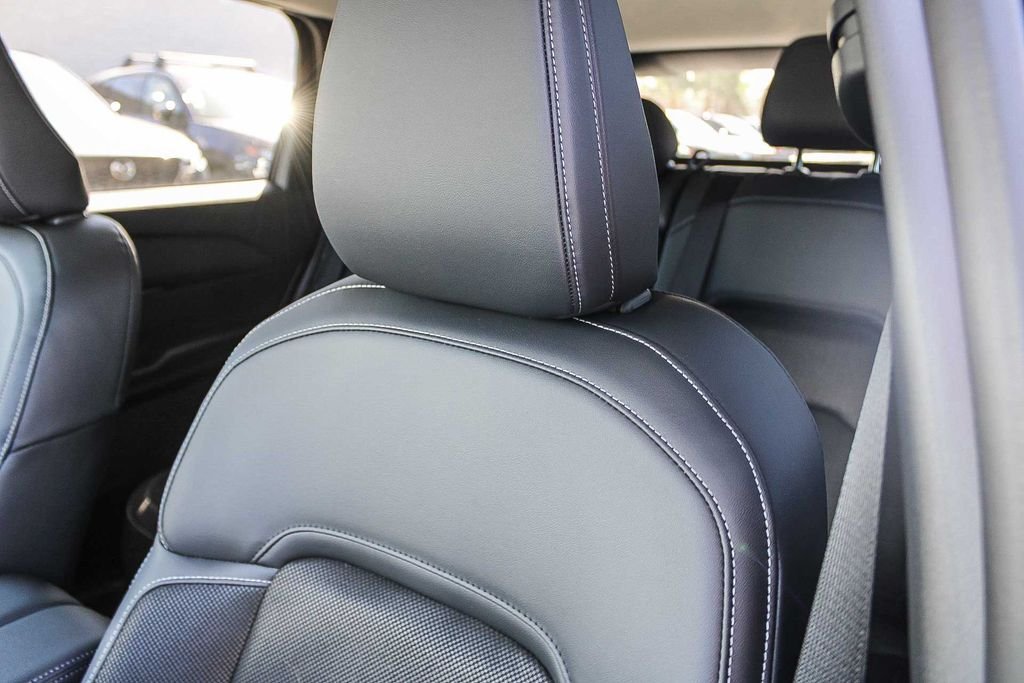 New 2026 Machine Gray Metallic Mazda 2.5 S Select AWD image 27