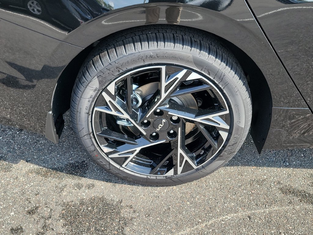 New 2026 Aurora Black Pearl Kia GT-Line FWD image 37