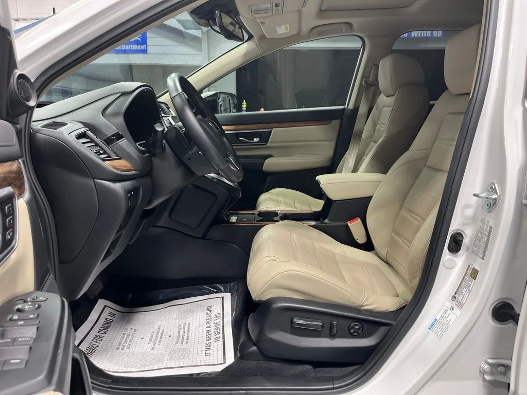 2022 Honda CR-V Touring - Photo 11
