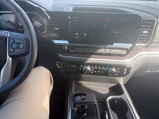 New 2026 Onyx Black GMC SLT image 20