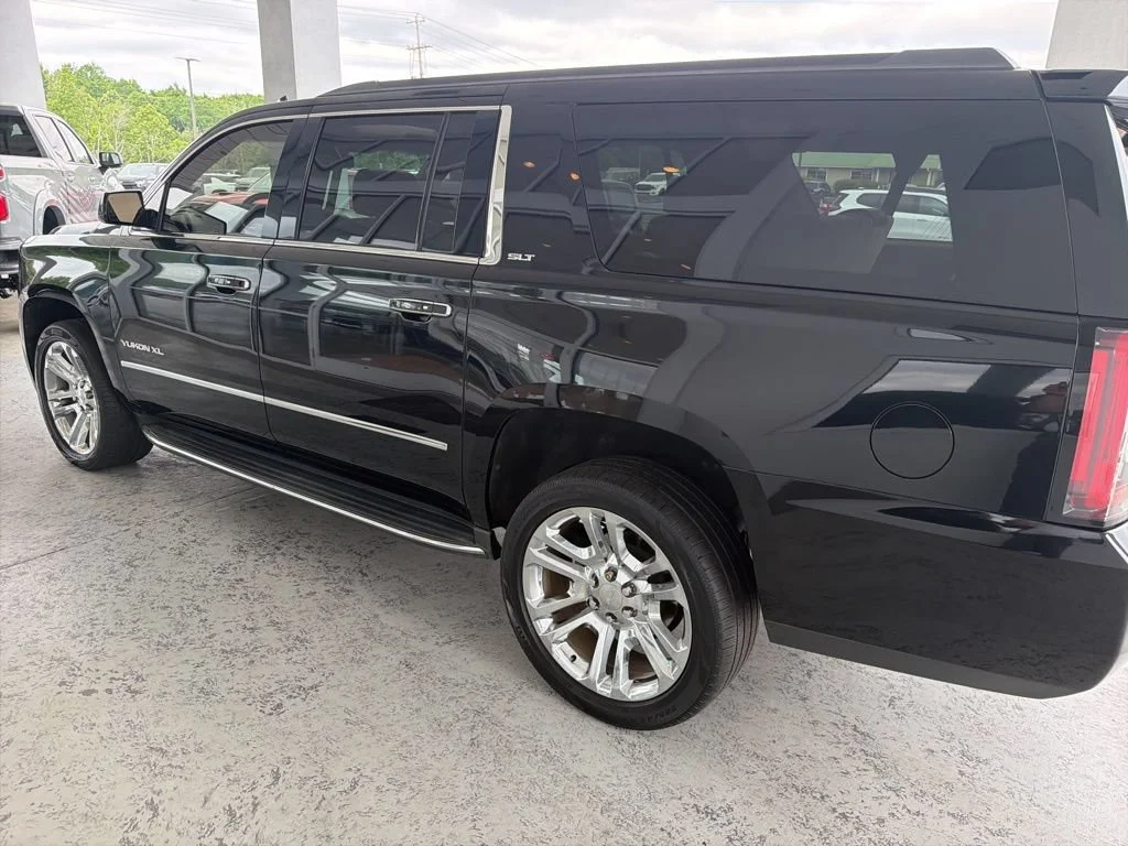 Used 2018 ONYX BLACK GMC SLT image 5