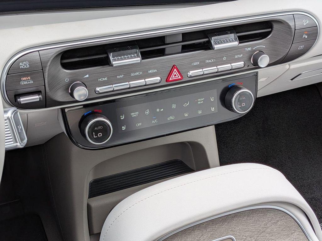 New 2026 Black Hyundai SEL Premium 7P image 21