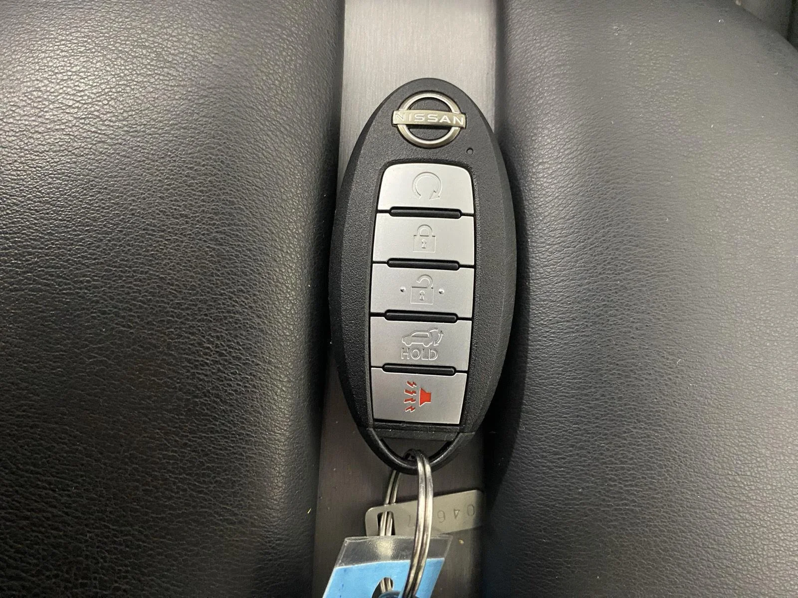 Used 2023 Gun Metallic Nissan SL image 19