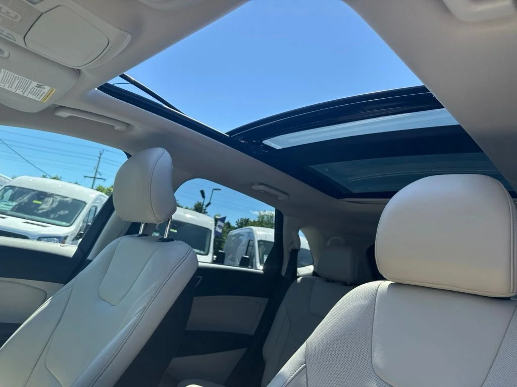 Used 2018 White Ford Titanium image 14