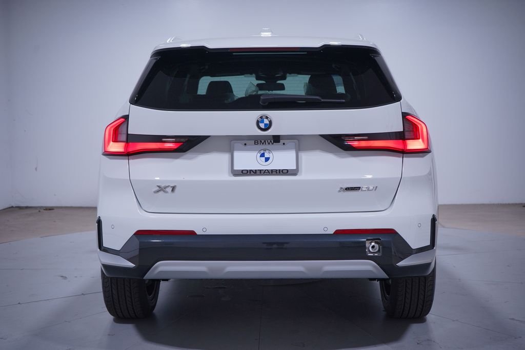New 2027  BMW xDrive28i image 5