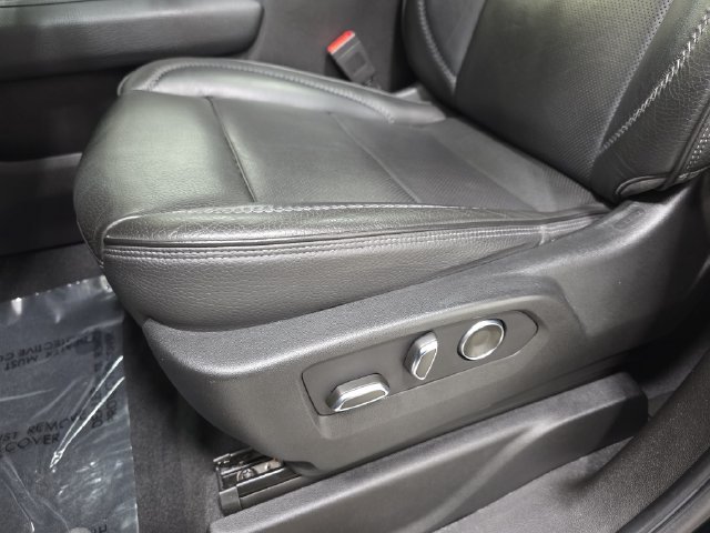 Used 2021 Black GMC Denali image 29