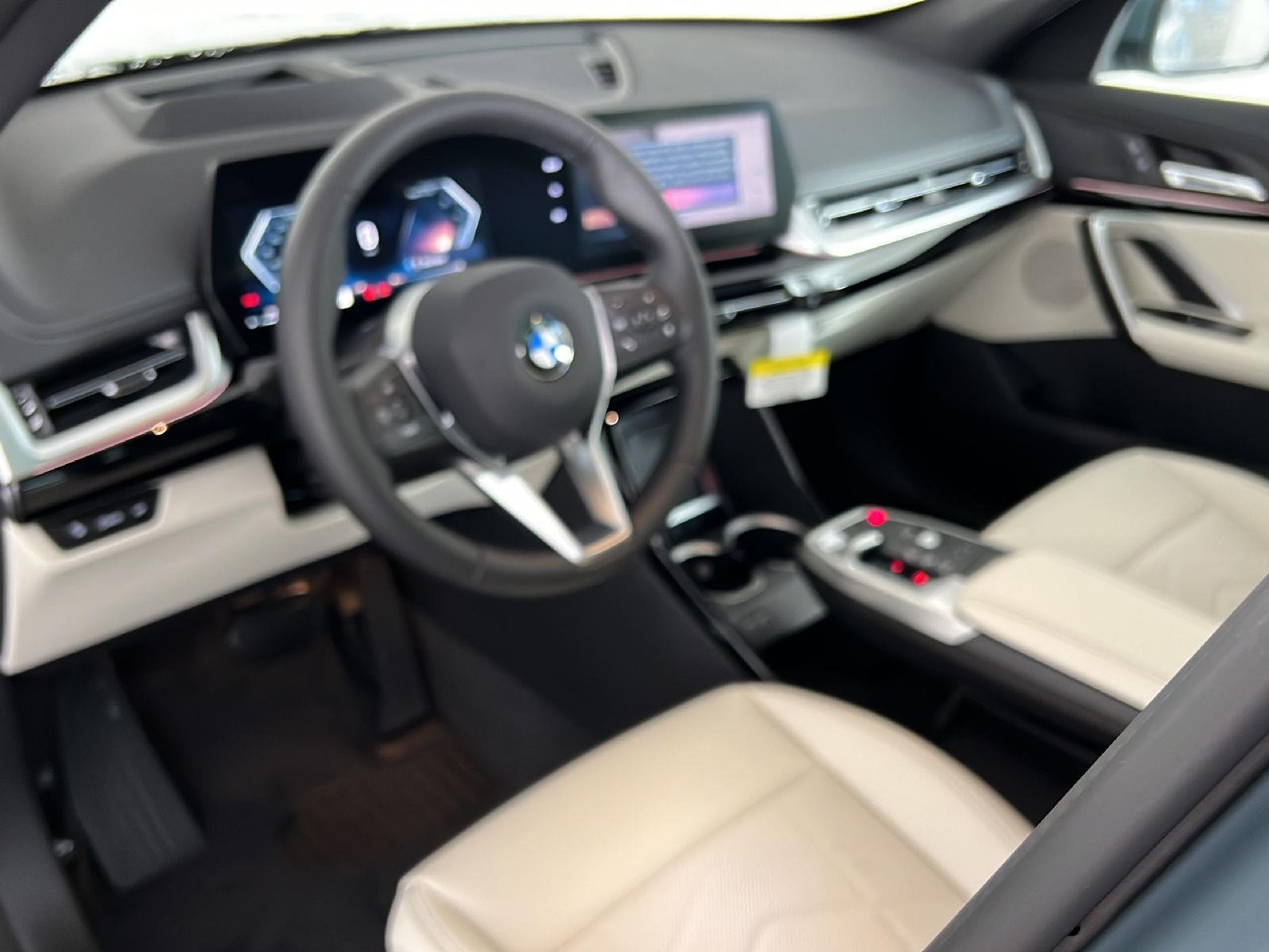 New 2027 Cape York Green Metallic BMW xDrive28i image 13
