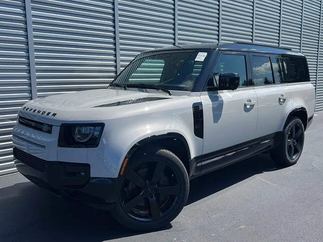 2026 Land Rover Defender X-Dynamic SE