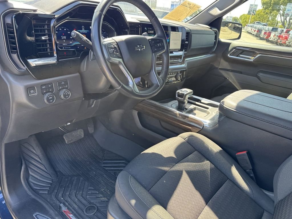 Used 2023 Northsky Blue Metallic Chevrolet LT Trail Boss image 15