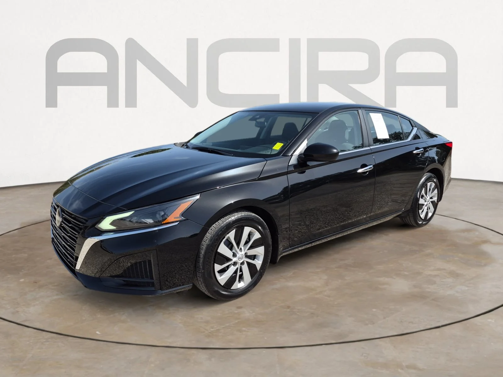 Used 2023 Super Black Nissan 2.5 S image 6