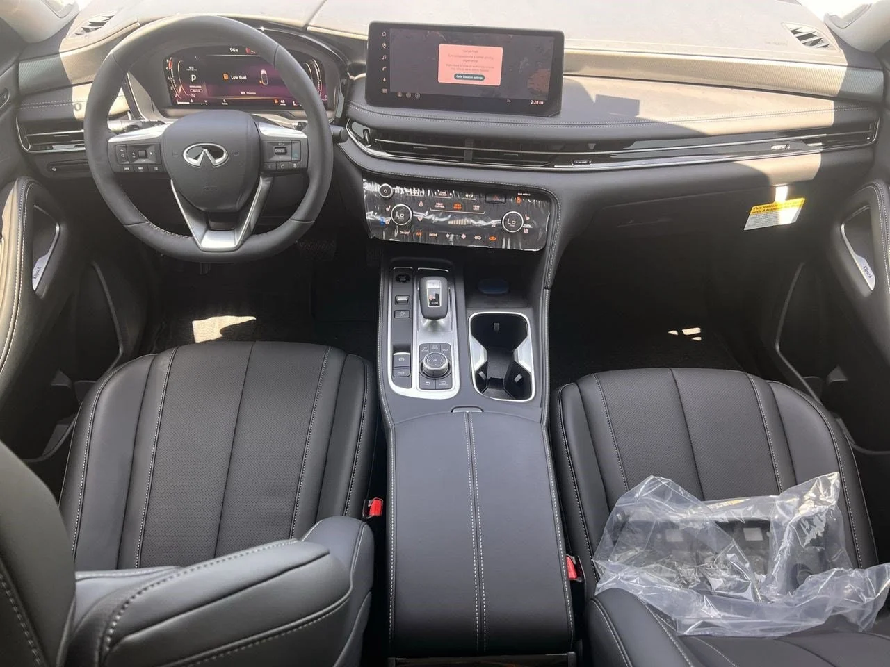 New 2027 MINERAL BLACK INFINITI Luxe AWD image 9